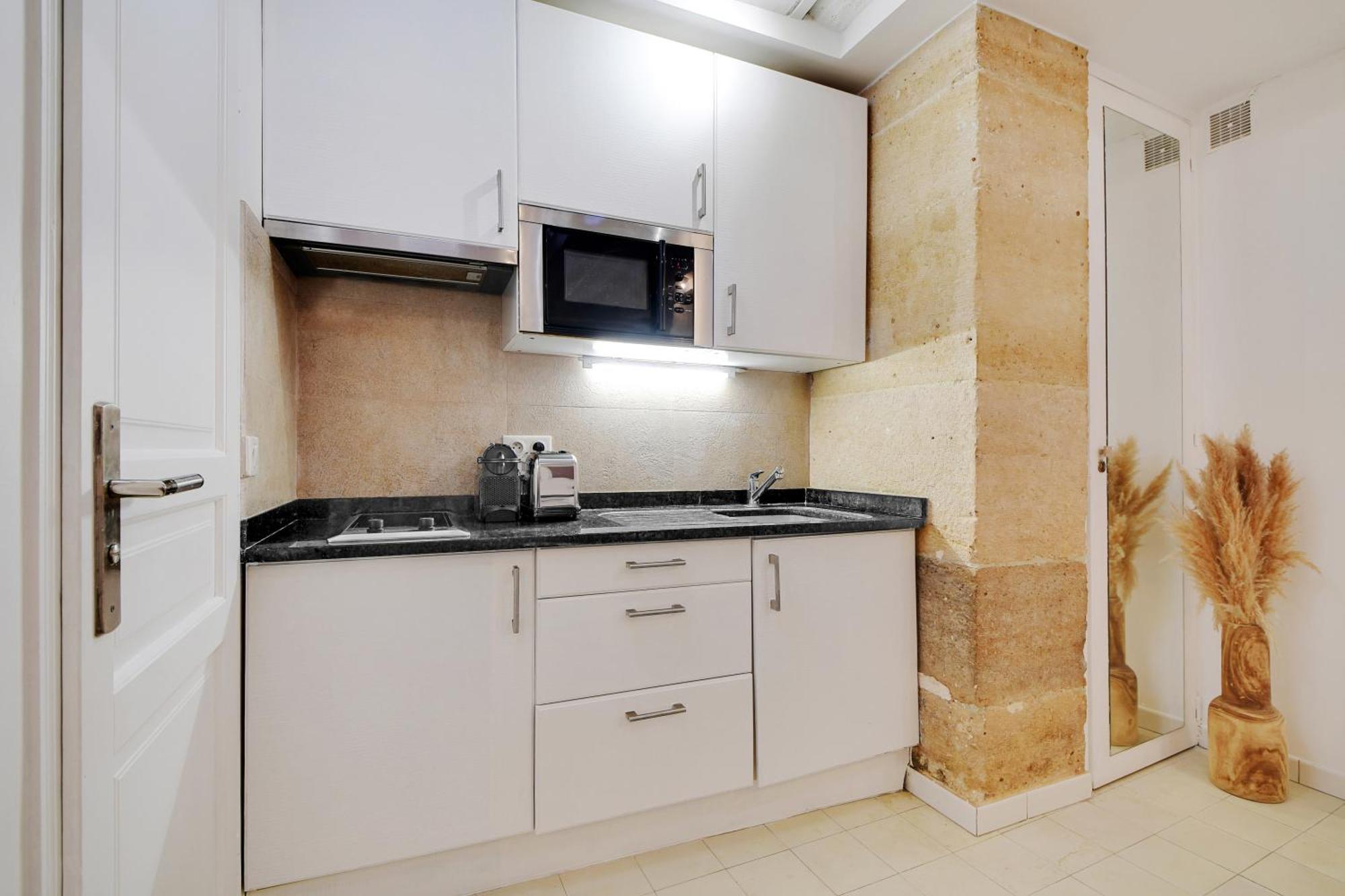 Pick A Flat's In Bastille - Rue Amelot * Parijs